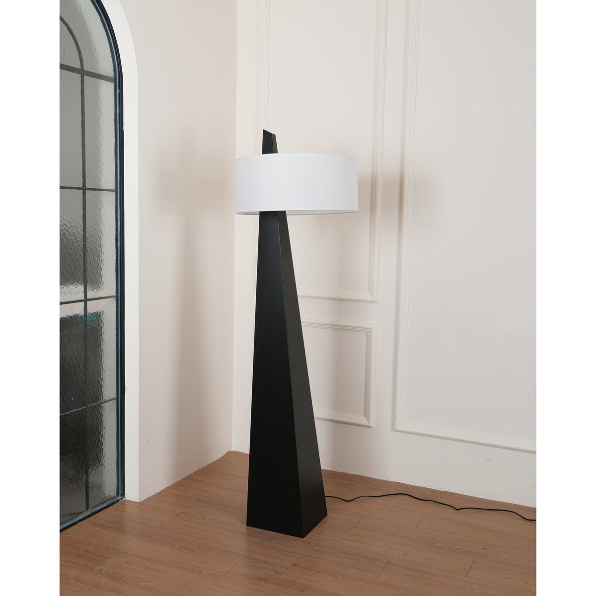 Renalise Obelisk vloerlamp