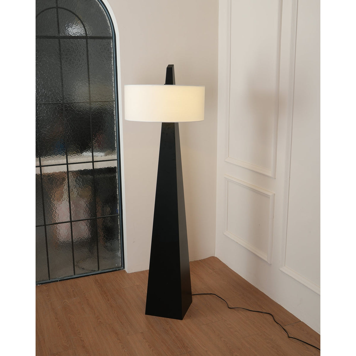 Renalise Obelisk vloerlamp