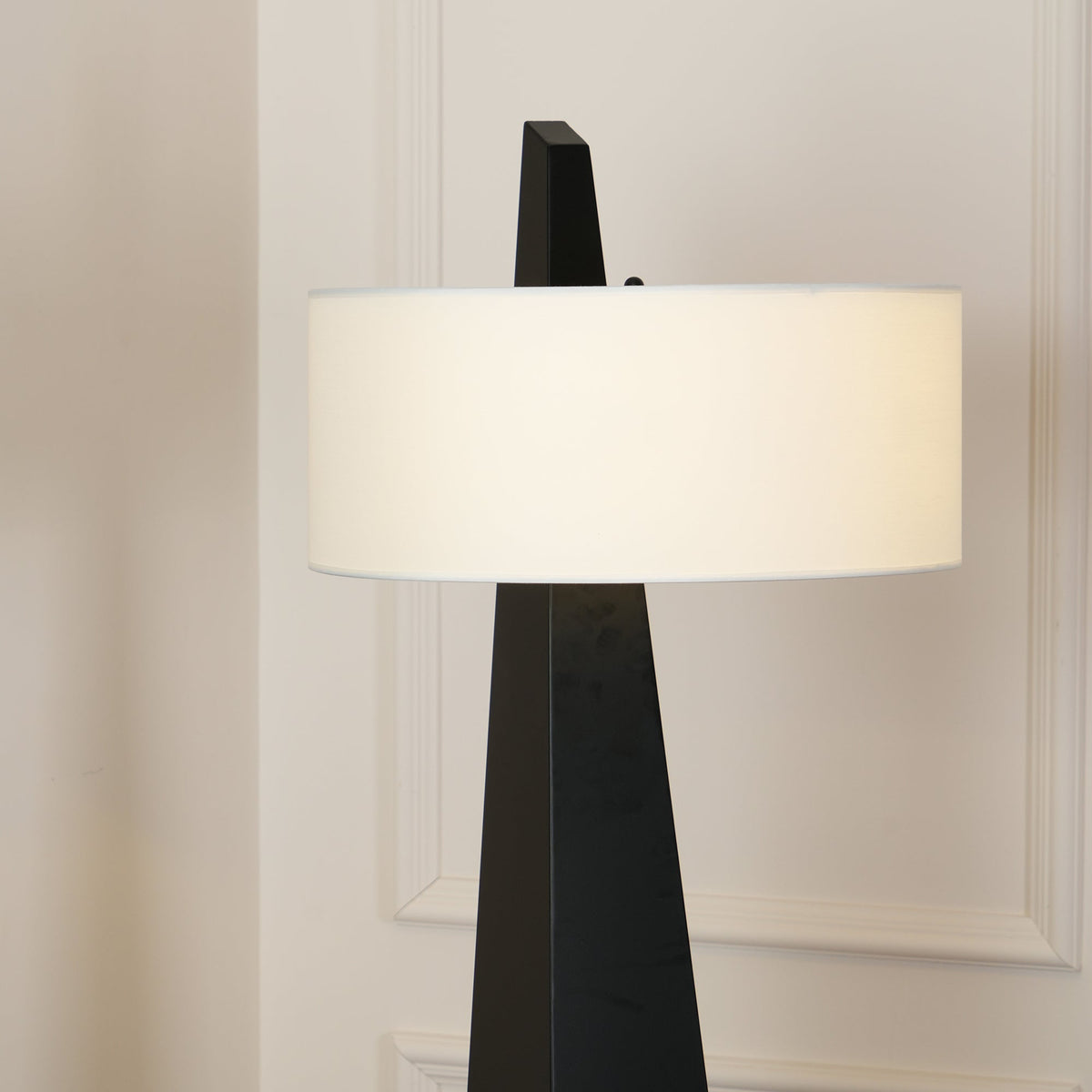 Renalise Obelisk vloerlamp