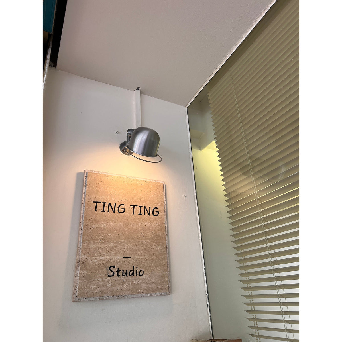 Vaughan wandlamp