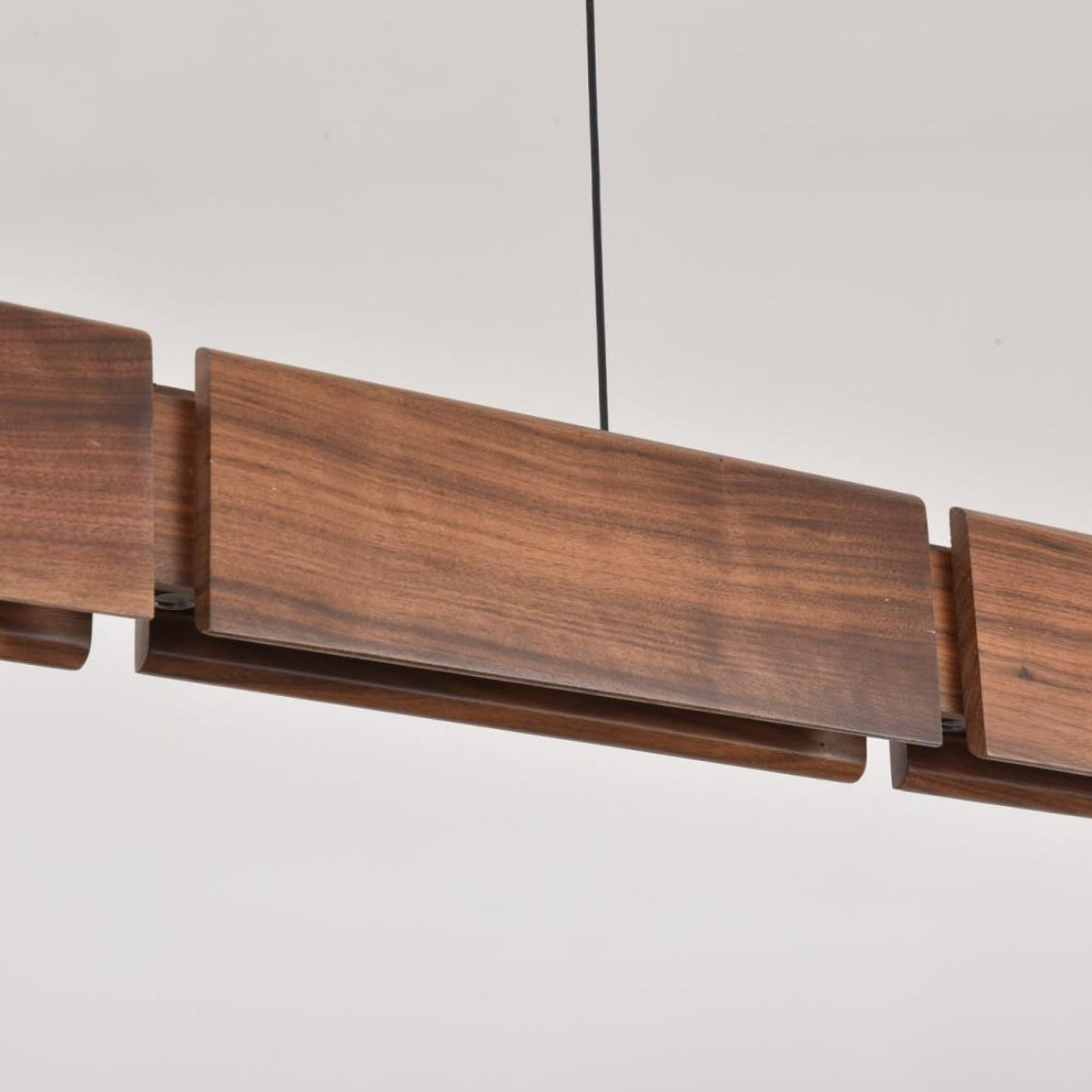 Cedar lineaire kroonluchter