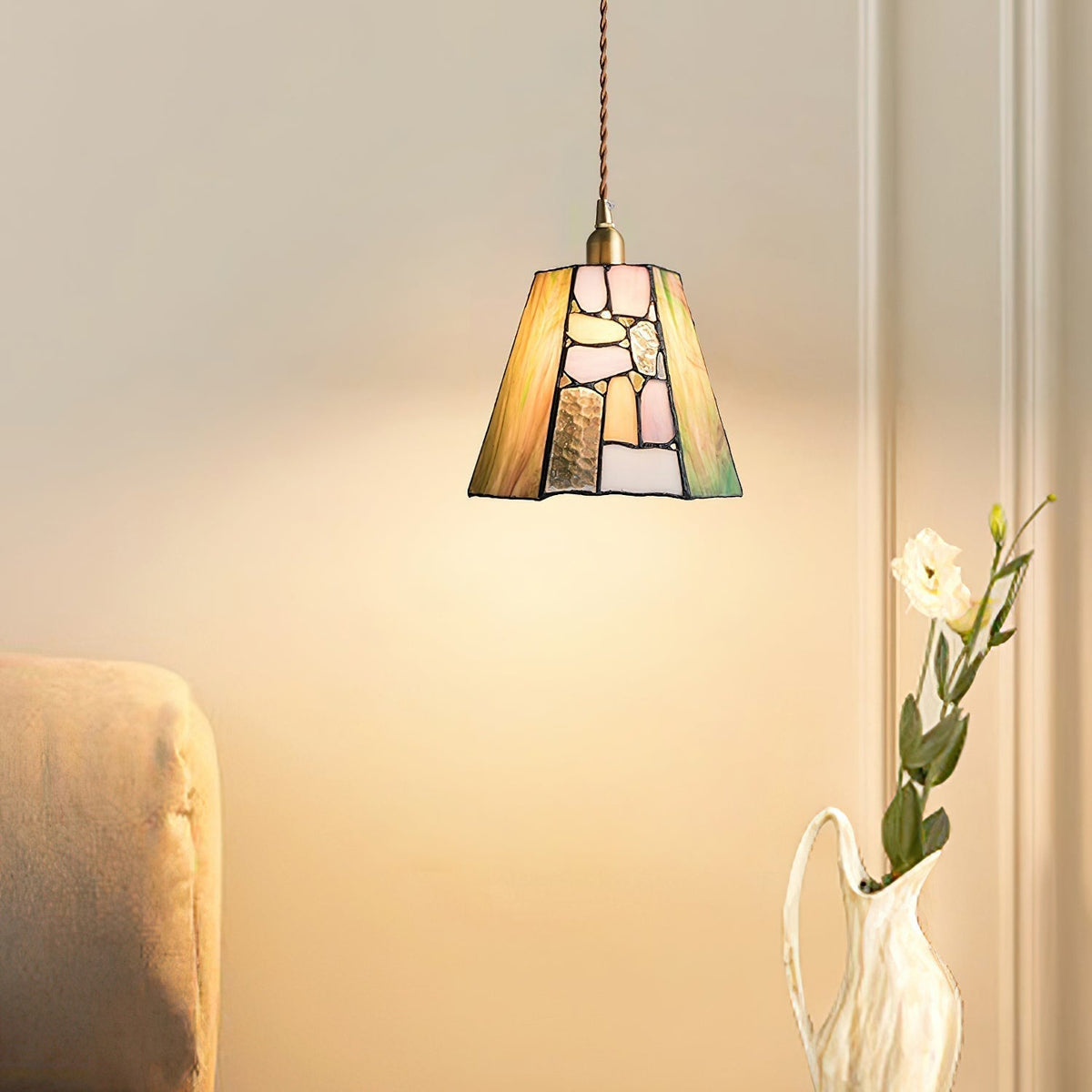 Fira Tiffany-stijl hanglamp met gevuld glas