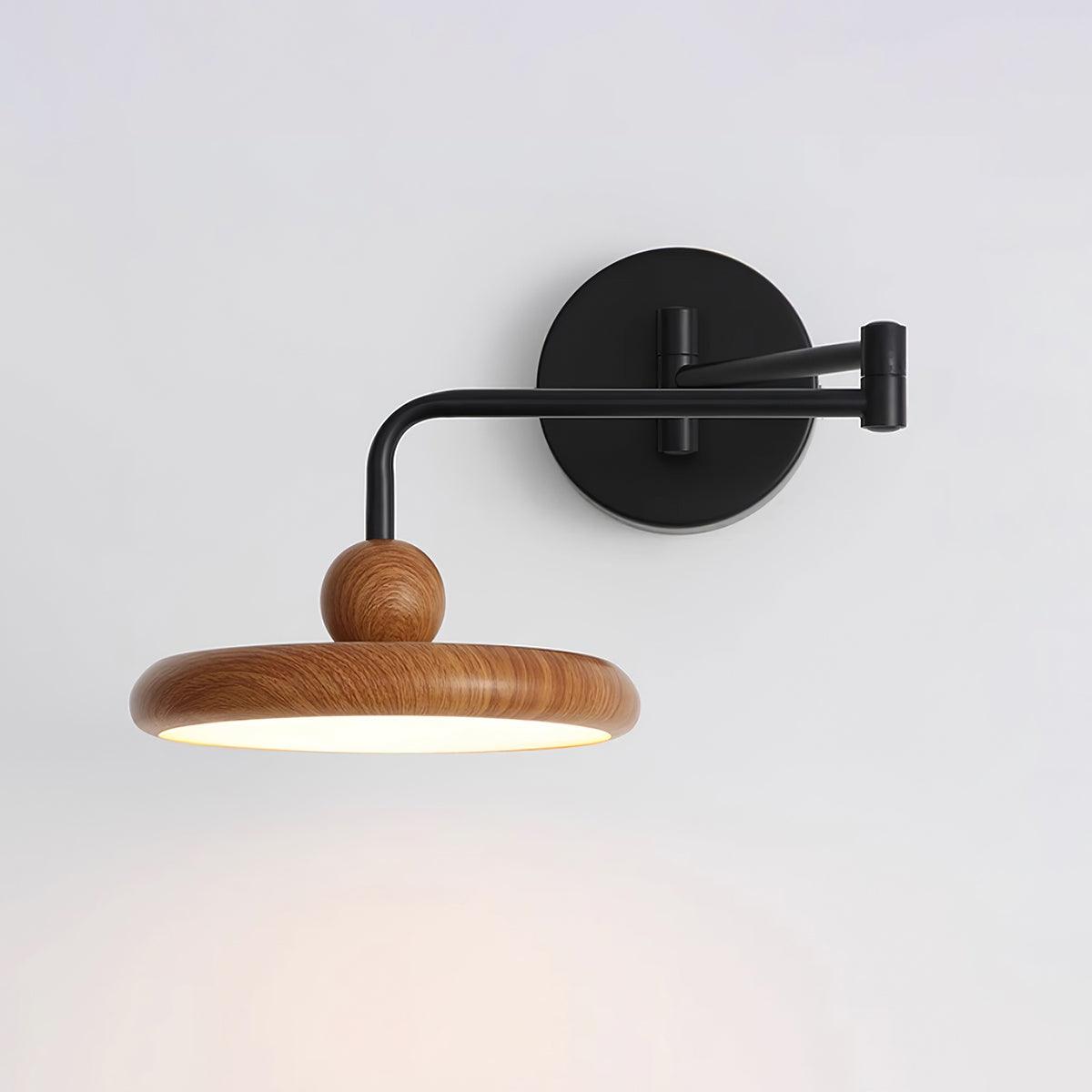 Tavo houten wandlamp
