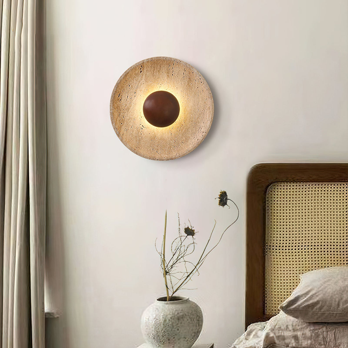 Norvian wandlamp rond travertin minimalistisch