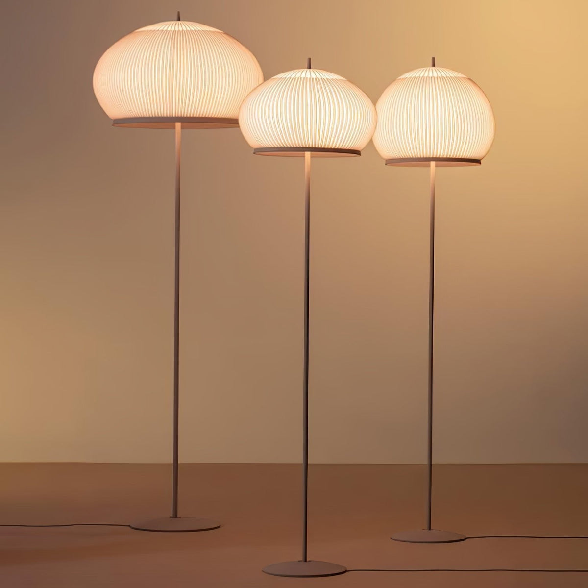 Sorenix vloerlamp van staal en katoen