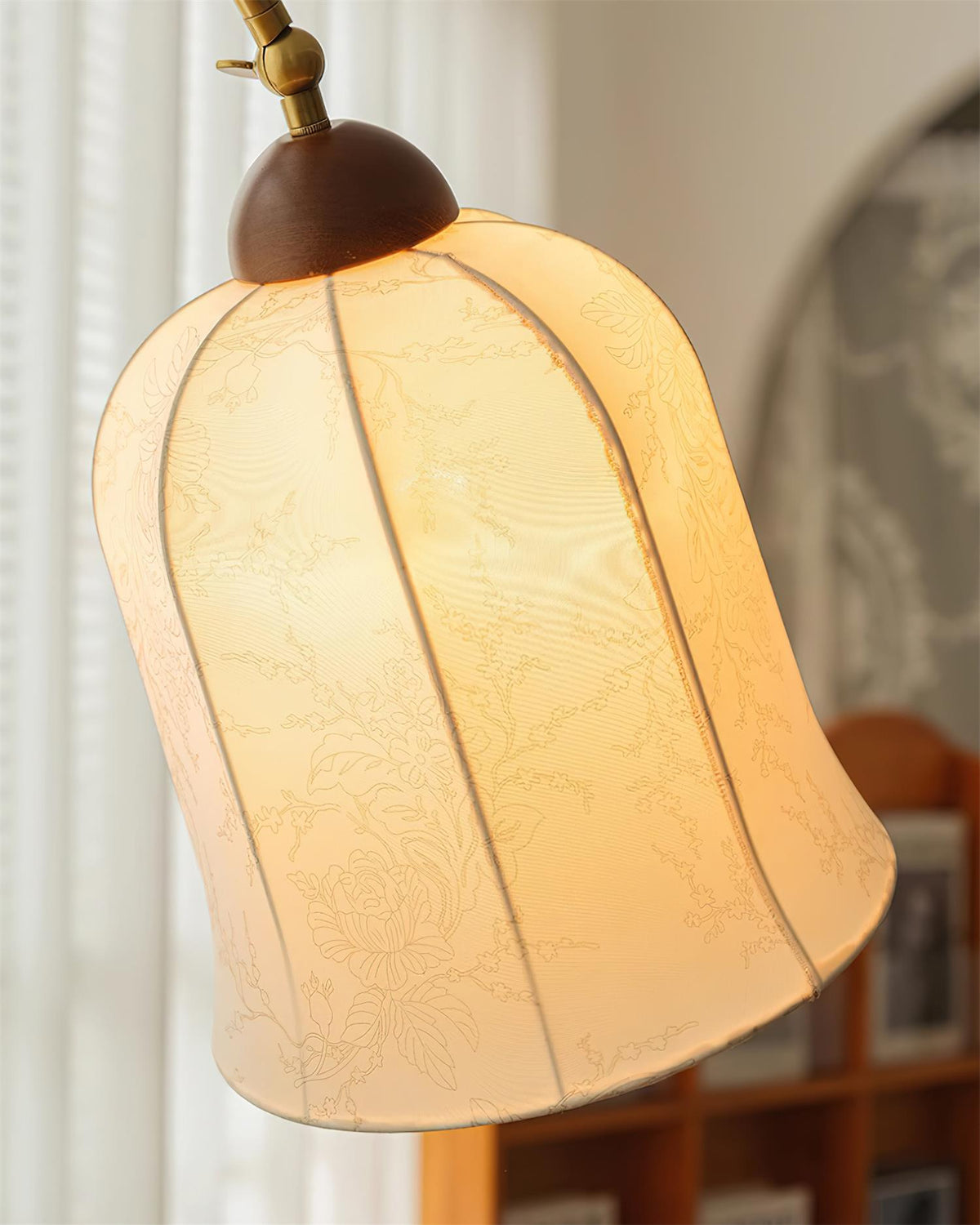 Curvel vloerlamp