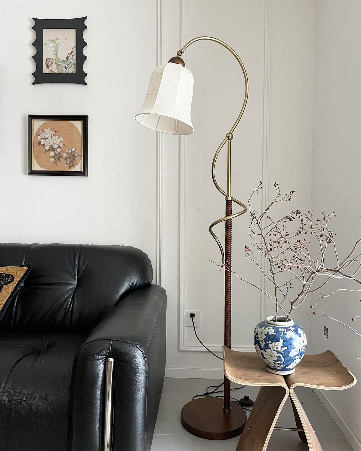 Curvel vloerlamp