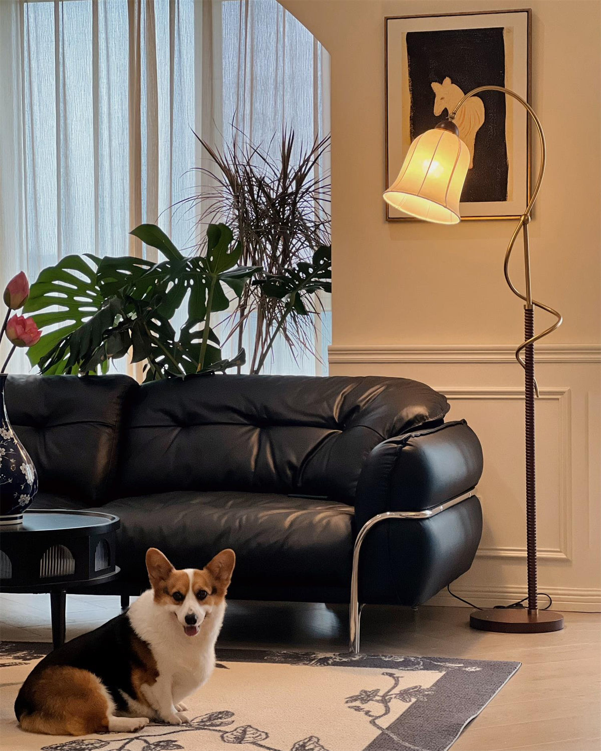 Curvel vloerlamp