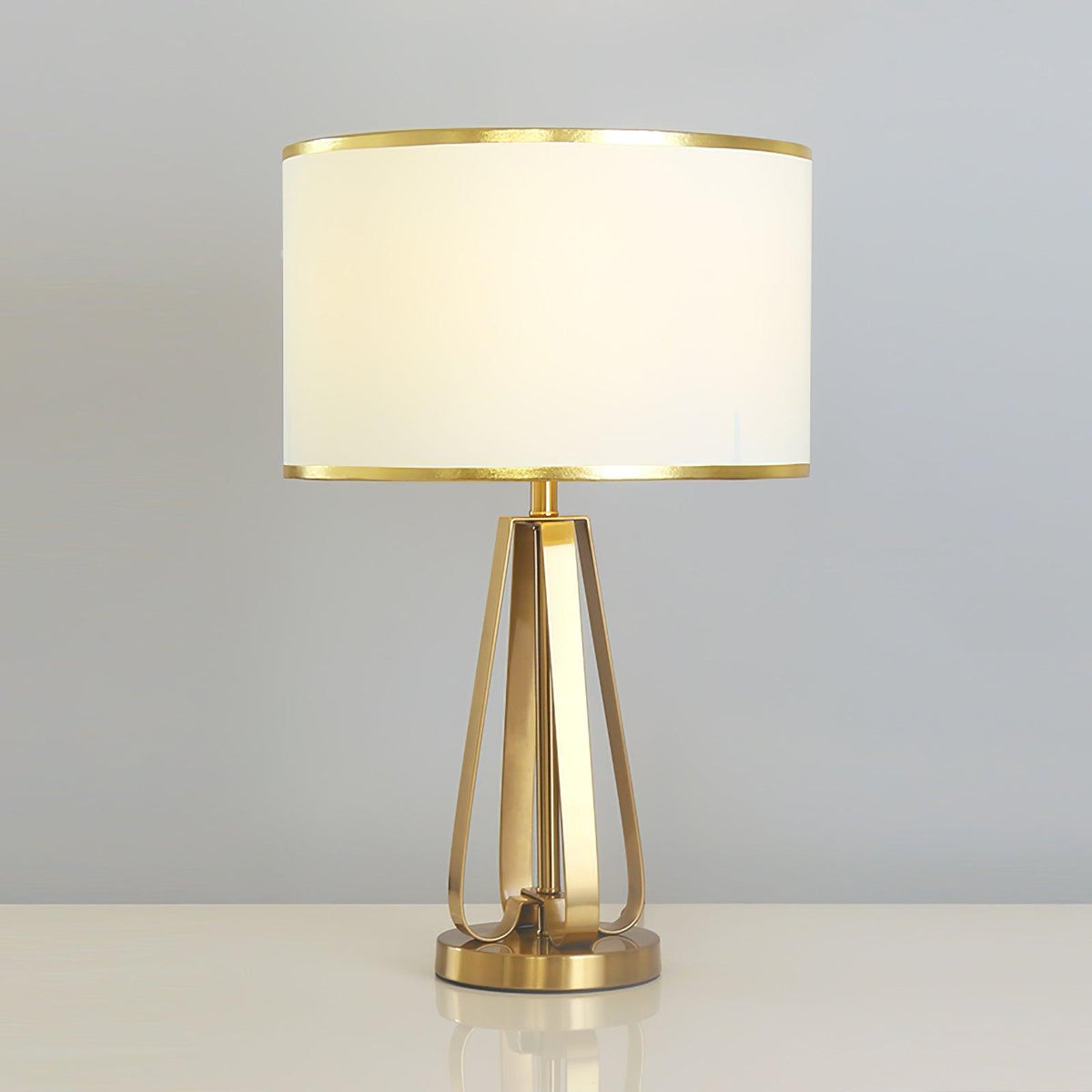 Linorira luxe stof tafellamp in goud