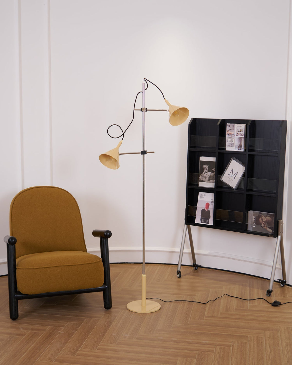 Laiton vloerlamp