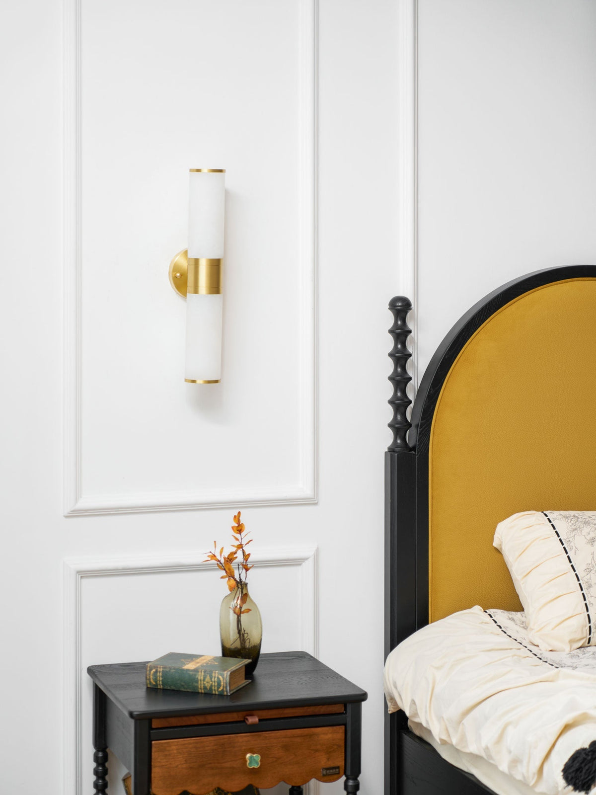 Lucian wandlamp van albast