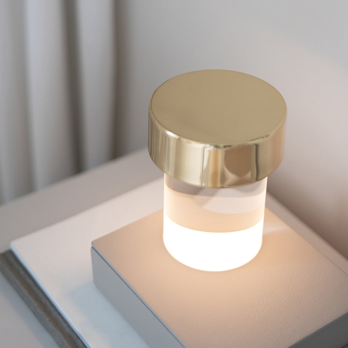 Pryden minimalistisch tafellamp