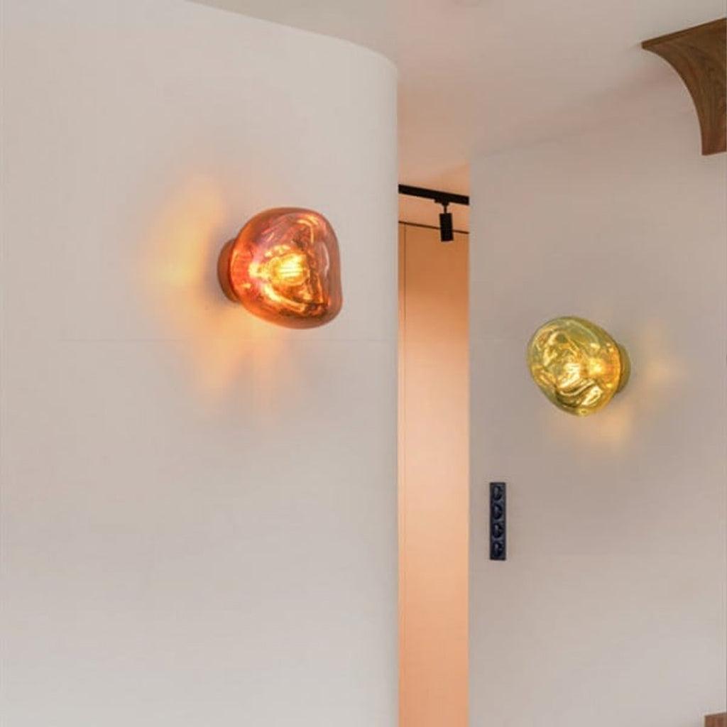 Leni wandlamp met amberkleurig rookglas