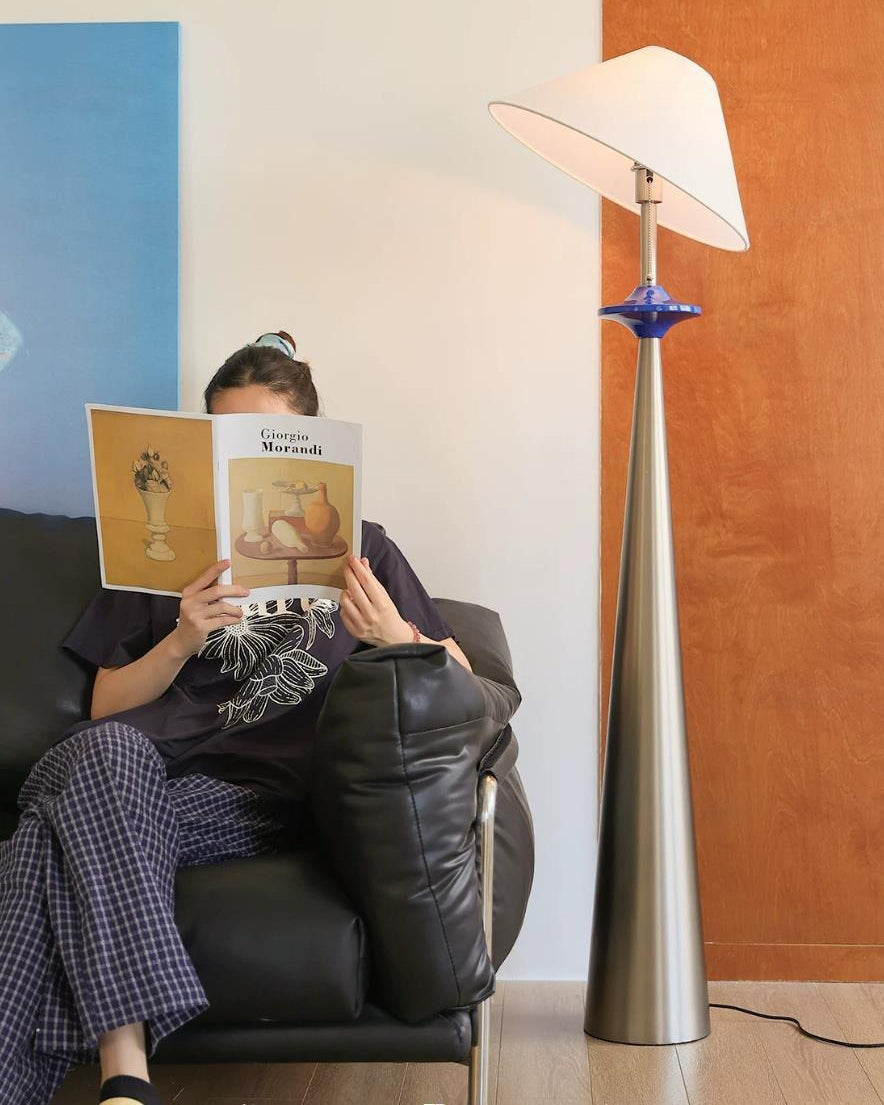 Teriirina vloerlamp