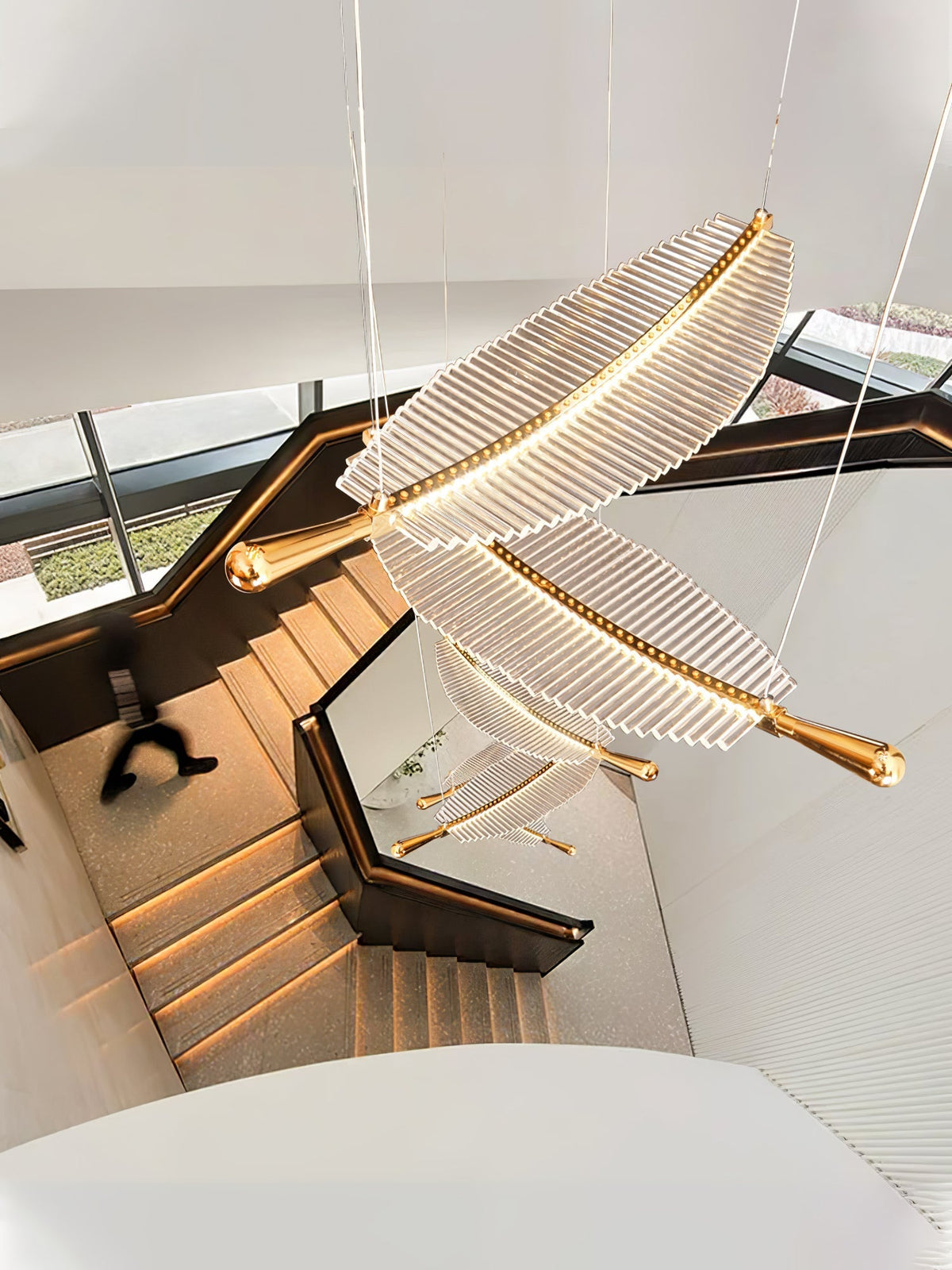 Kuo Kroonluchter Leaf Acryl Goud Elegante Moderne