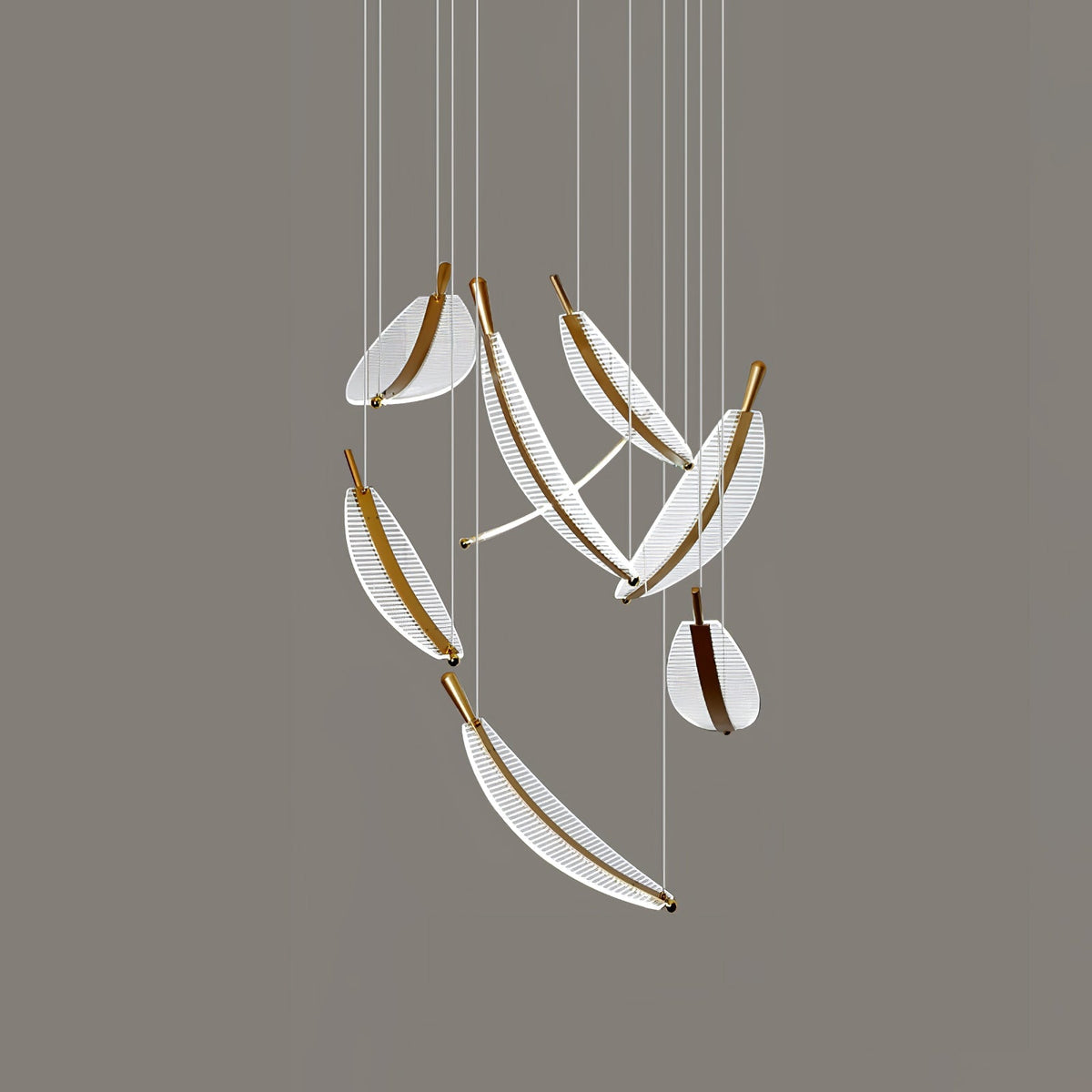 Kuo Kroonluchter Leaf Acryl Goud Elegante Moderne