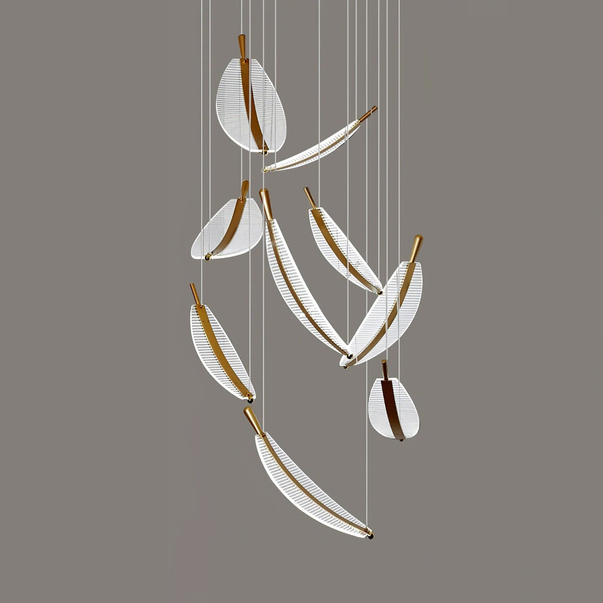 Kuo Kroonluchter Leaf Acryl Goud Elegante Moderne