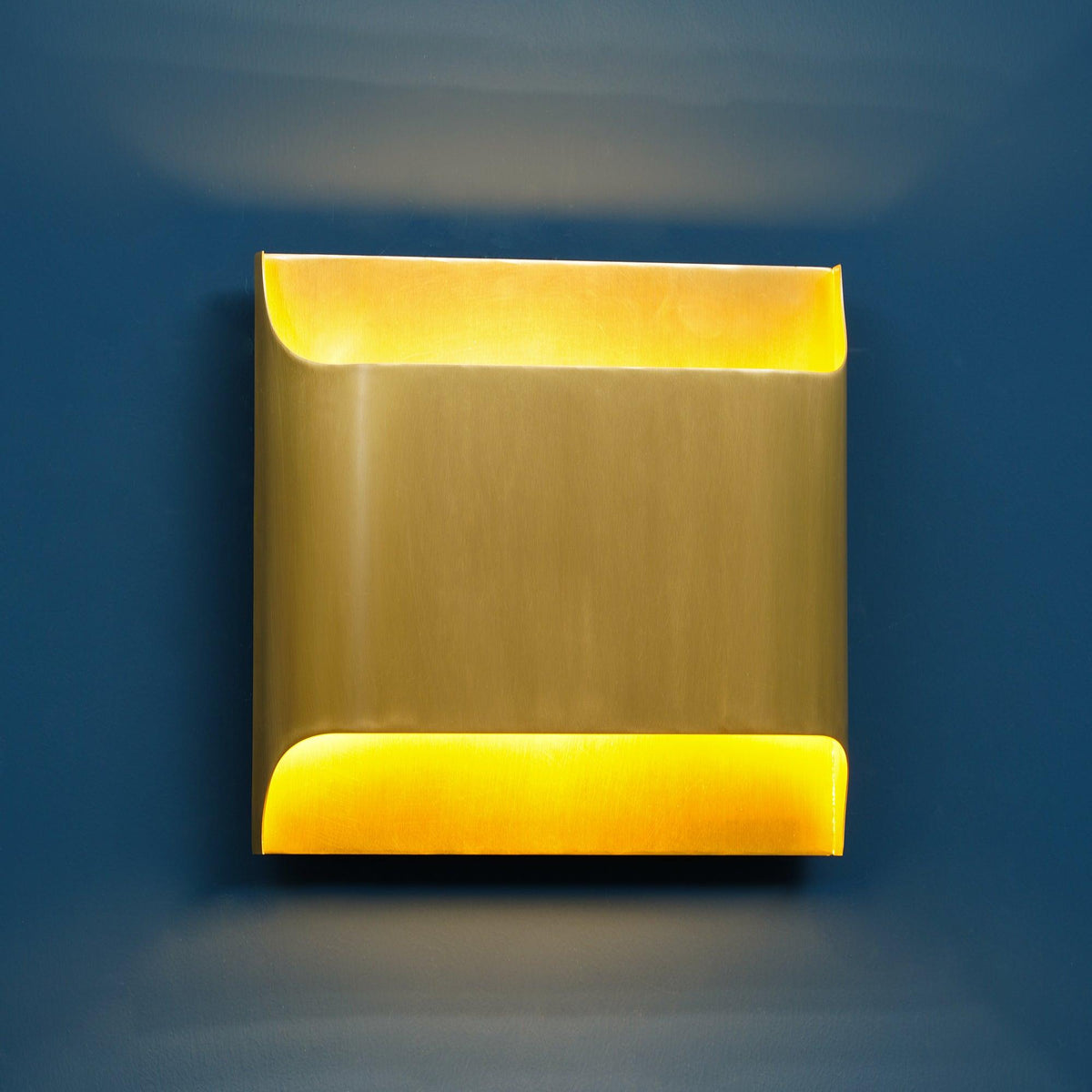 Hardy wandlamp van messing