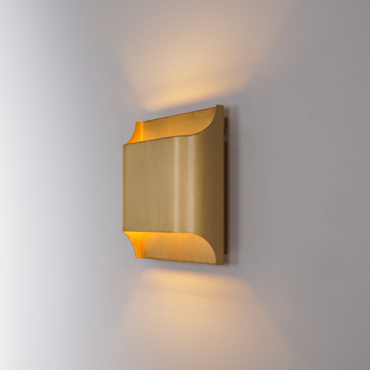 Hardy wandlamp van messing