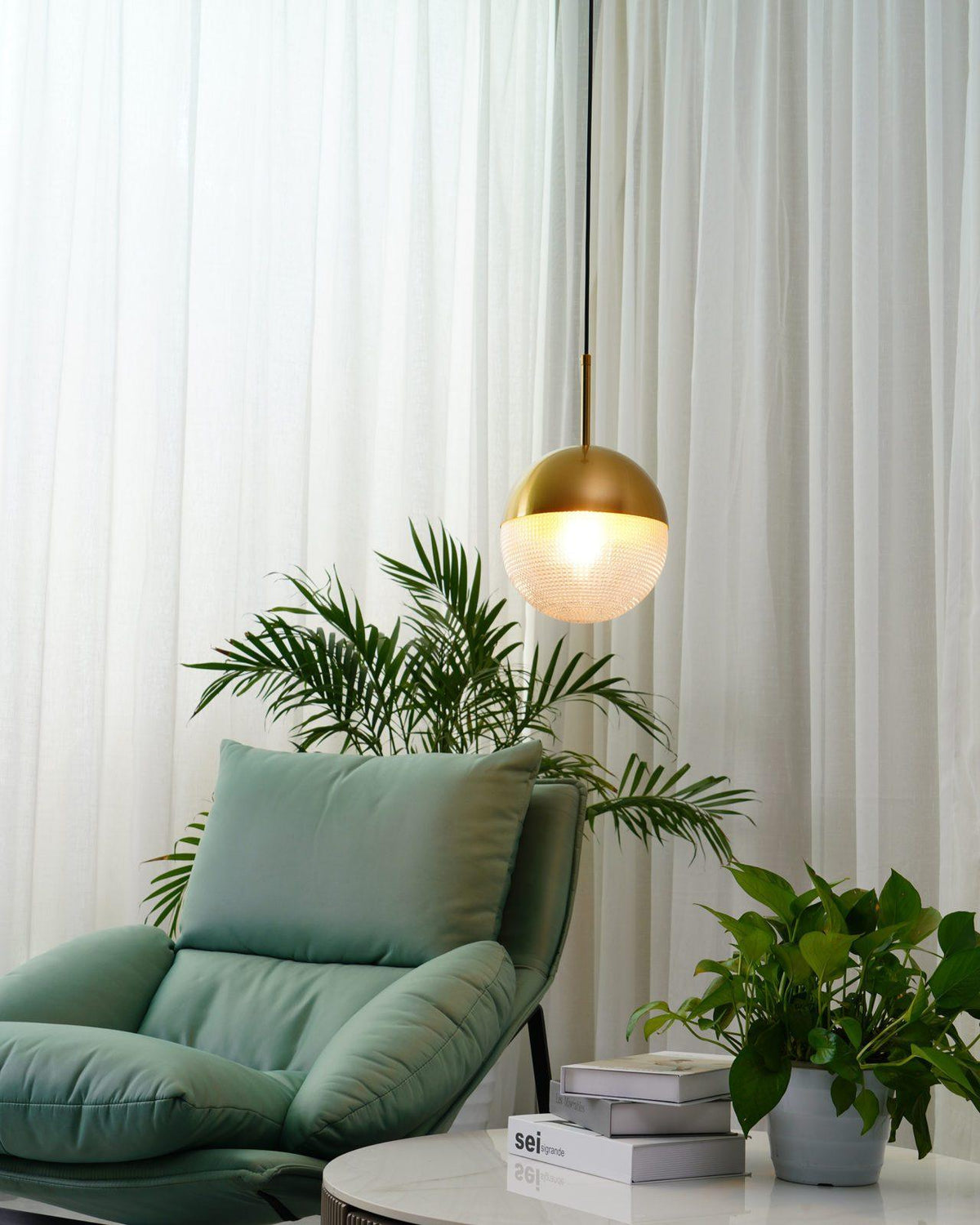 Kevelo Moderne hanglamp van messing glas