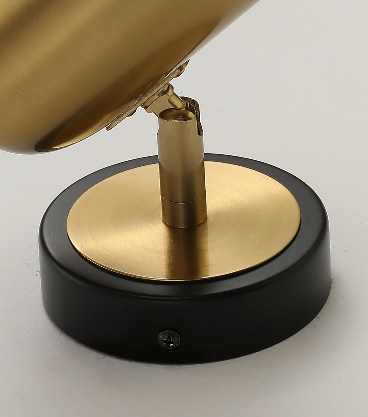 Oriaira moderne minimalistische wandlamp in goudkleurige afwerking
