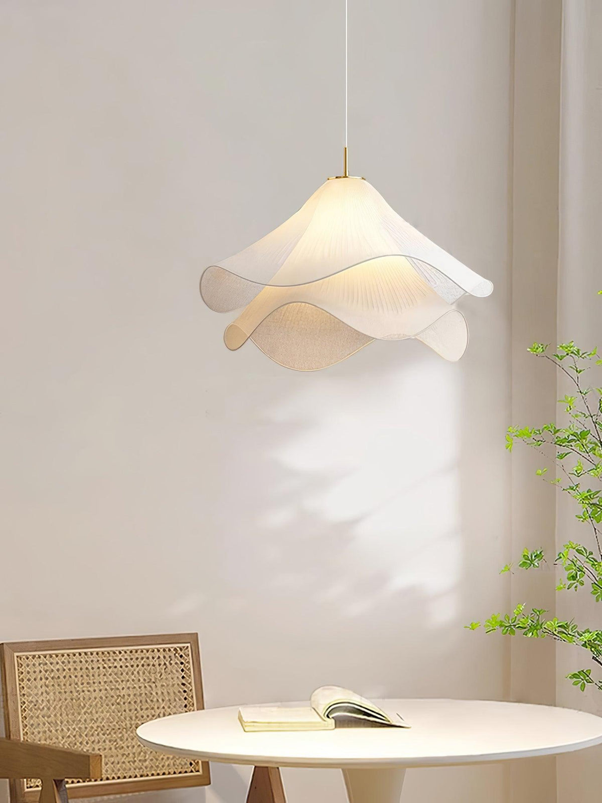 Cirirenne elegante bloemvormige stoffen hanglamp