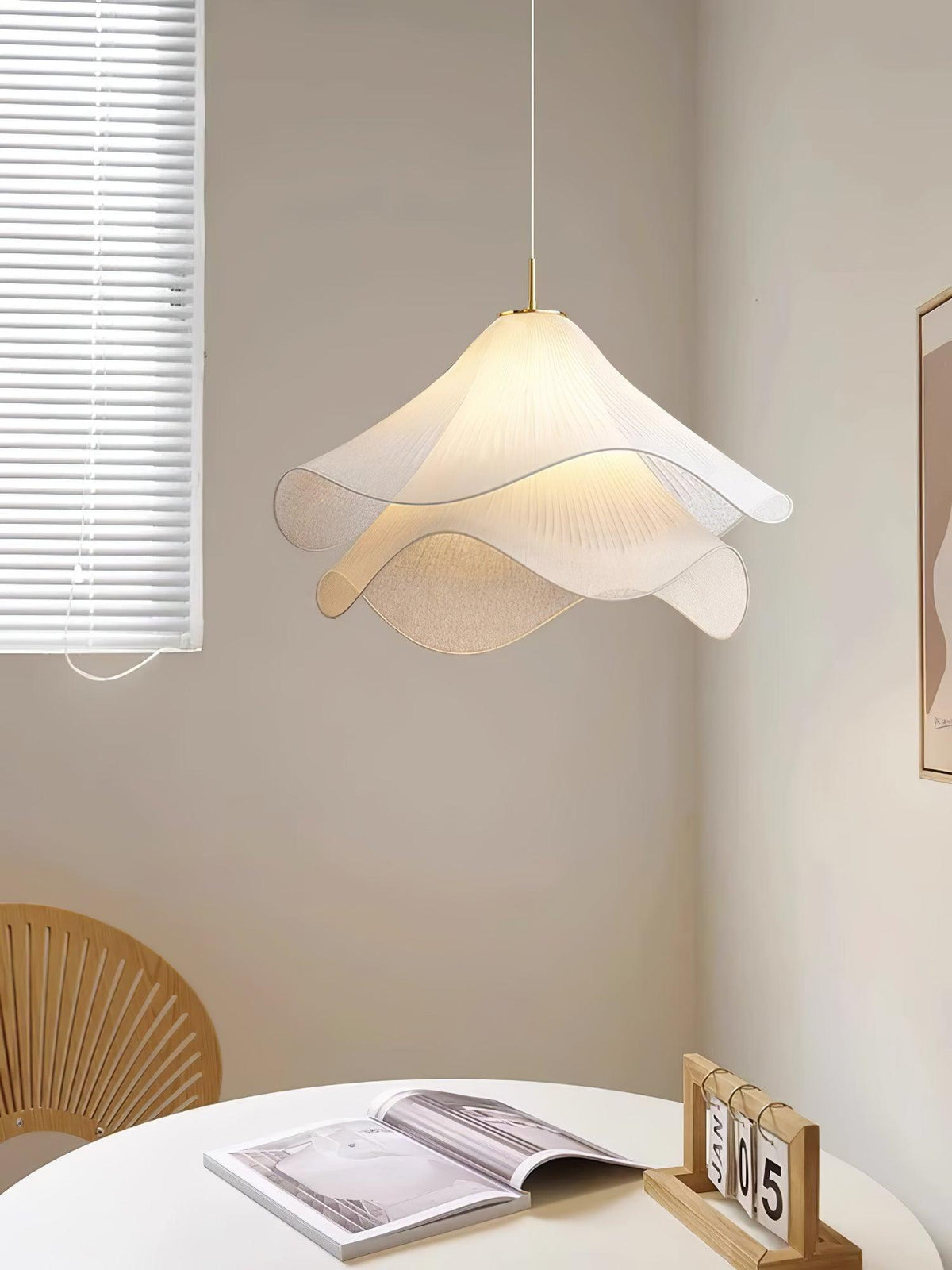 Cirirenne elegante bloemvormige stoffen hanglamp