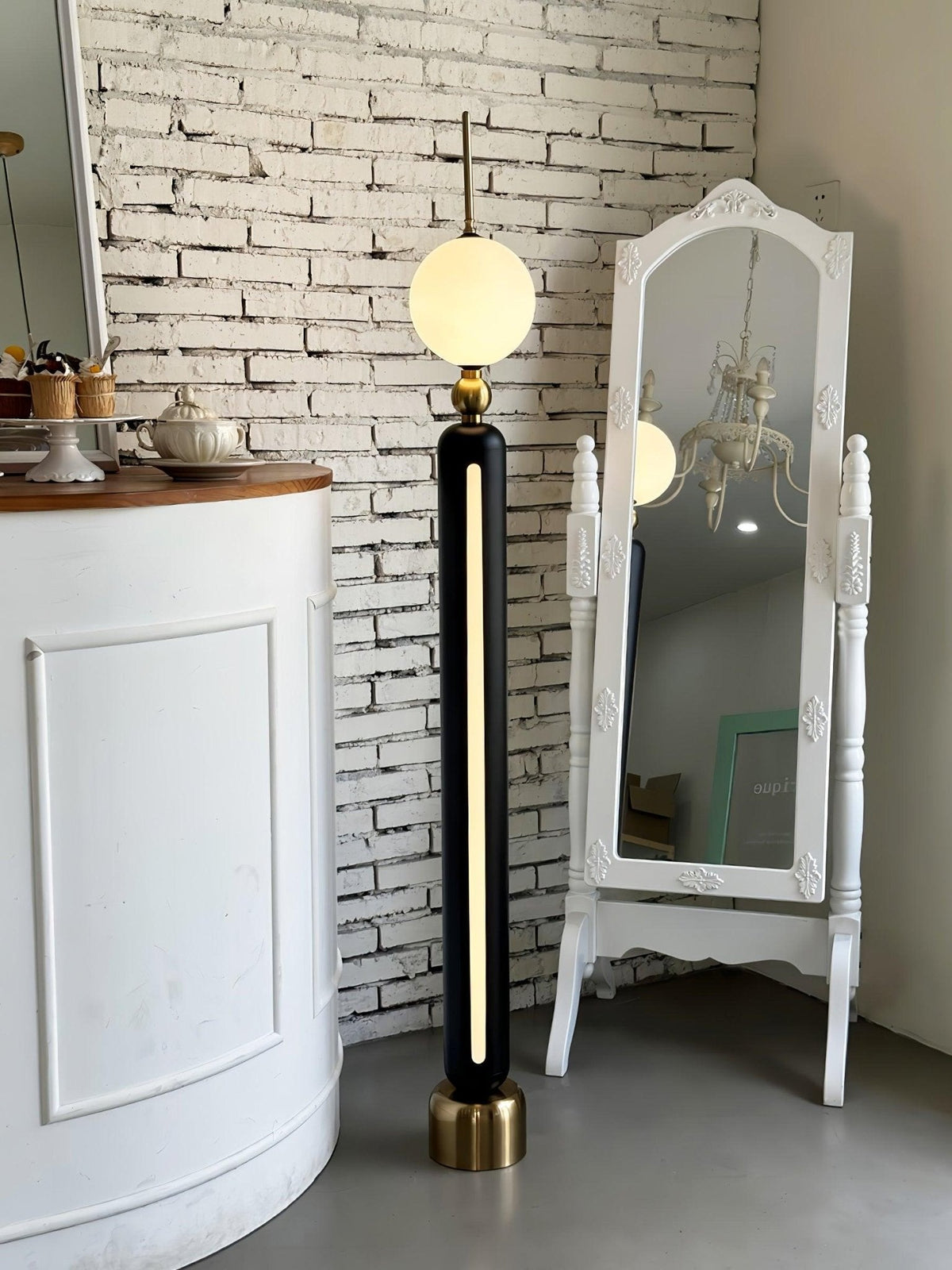 Ardinielle Futuristische vloerlamp van roestvrij staal