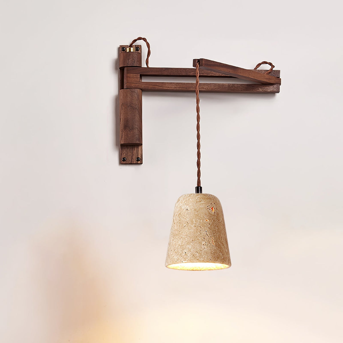 Noreenne travertin Swing Arm wandlamp met stekker