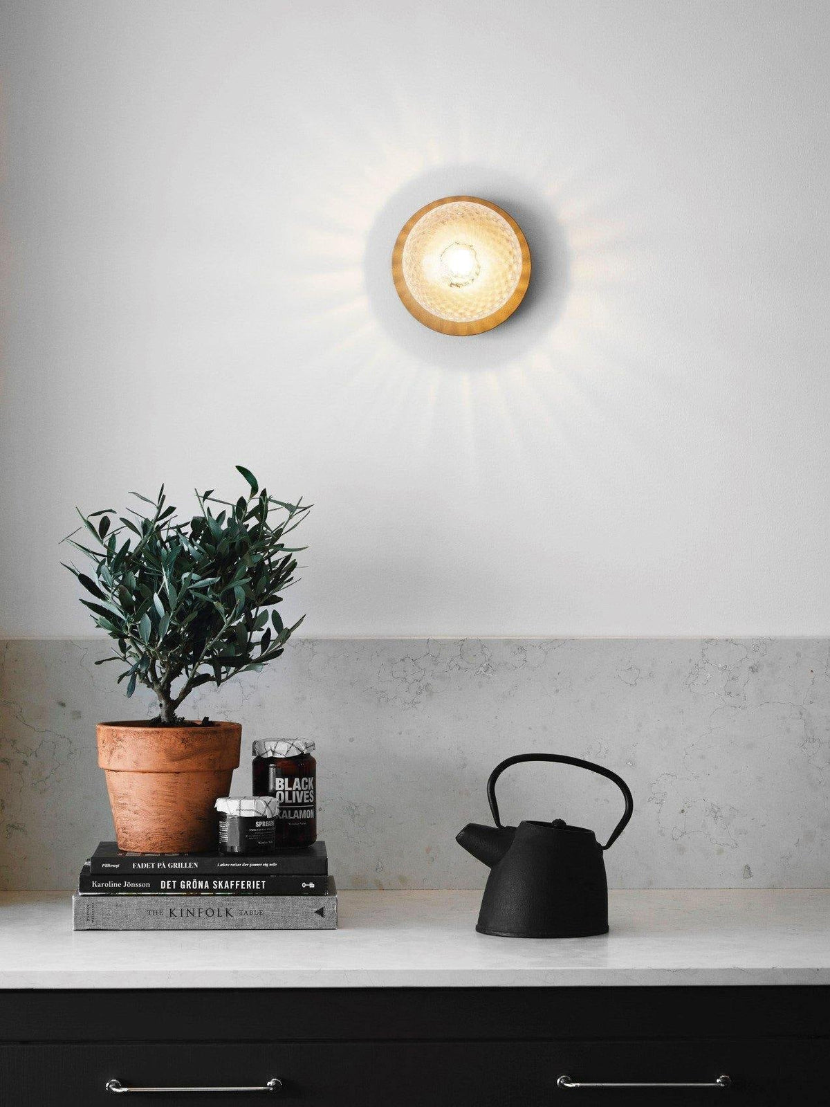 Nifte wandlamp Ronde Schijf Mondblaasglas Minimalistisch met bolvormige kap