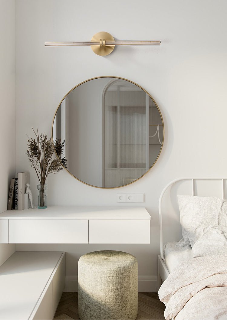 Orineraria Minimalistische wandlamp van metaal met lineaire vorm