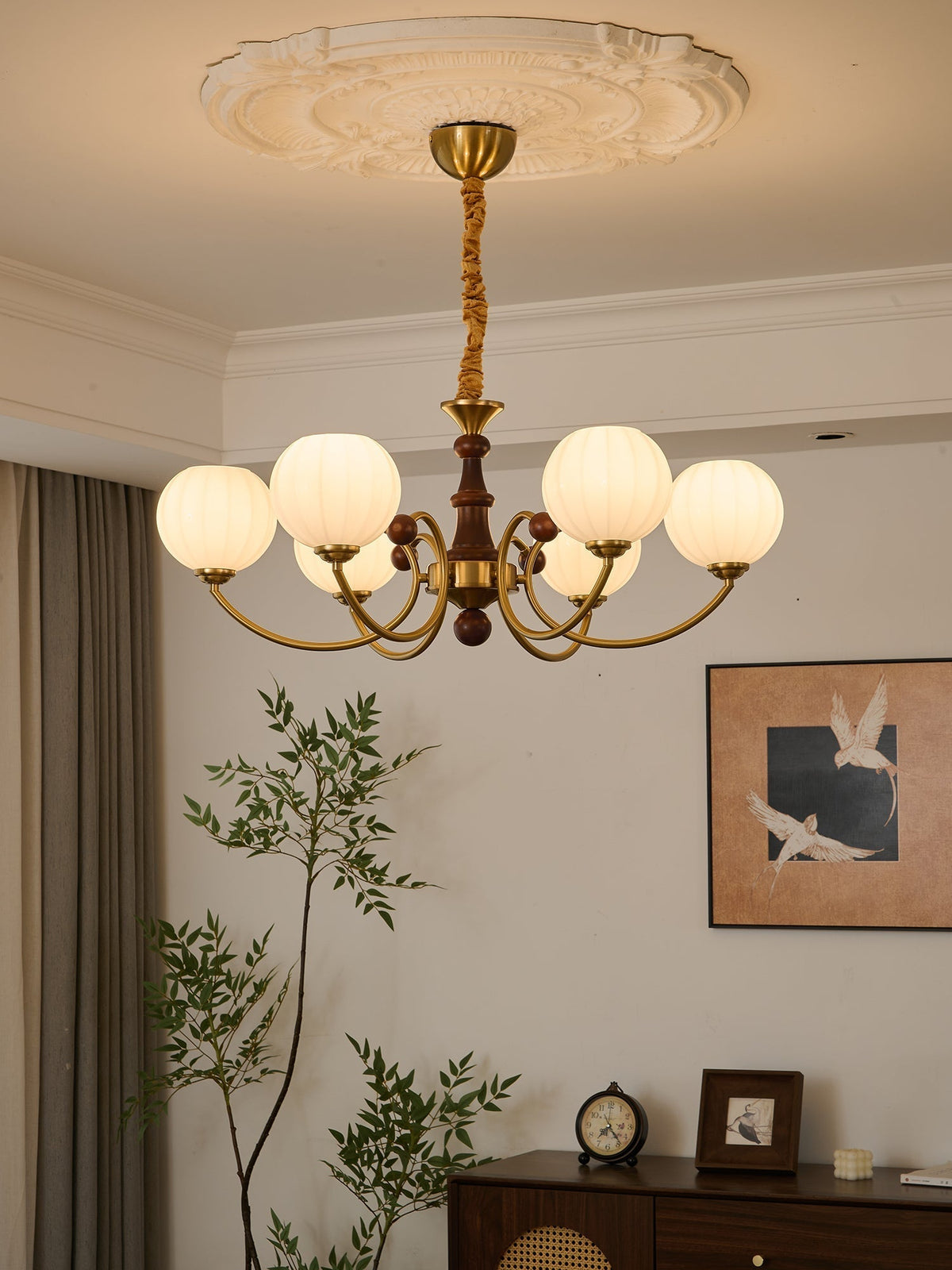 Omirara Traditionele Elegantie Vintage Houten Kroonluchter
