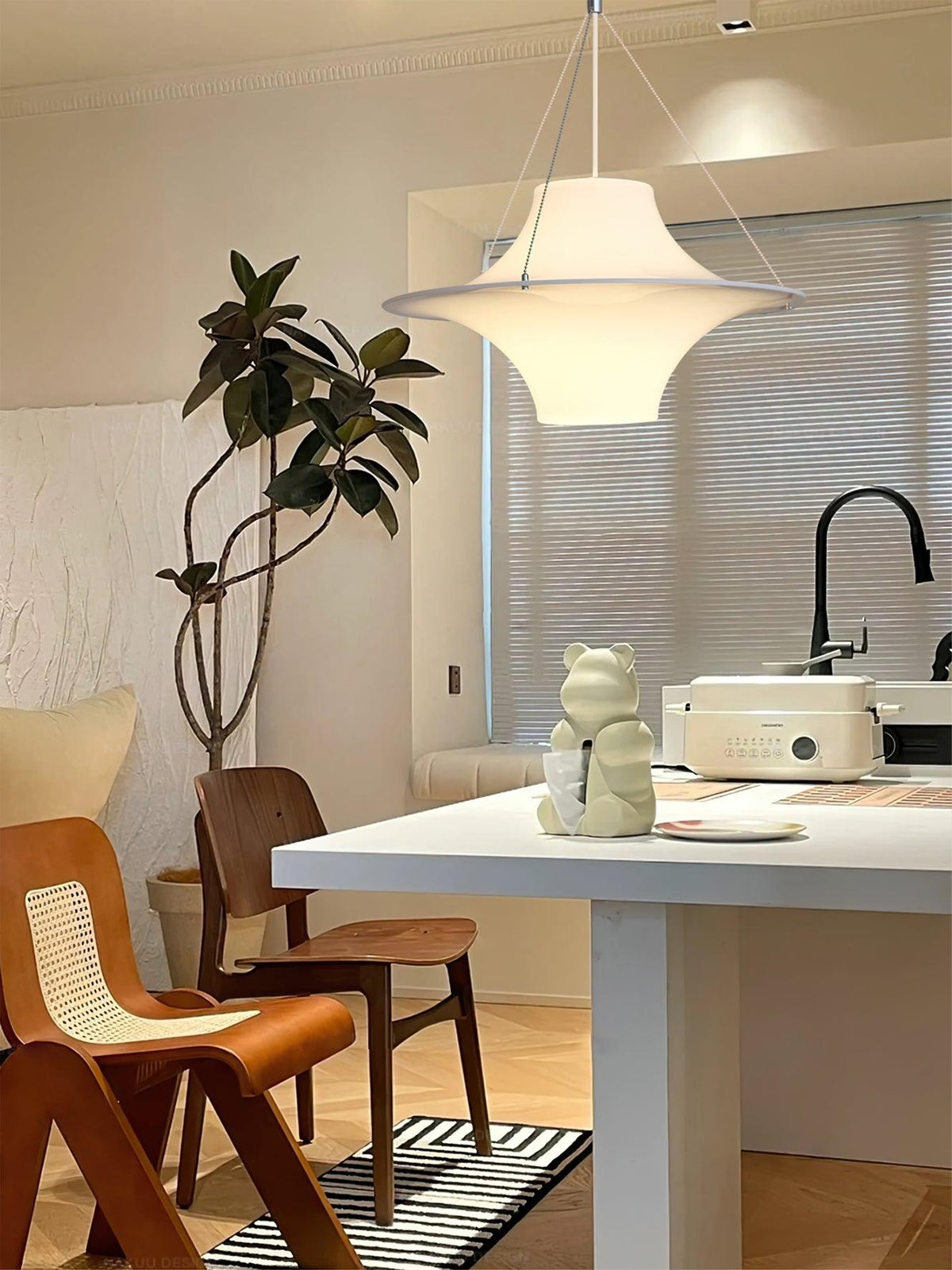 Dali hanglamp acryl UFO-vorm voor moderne woonkamer
