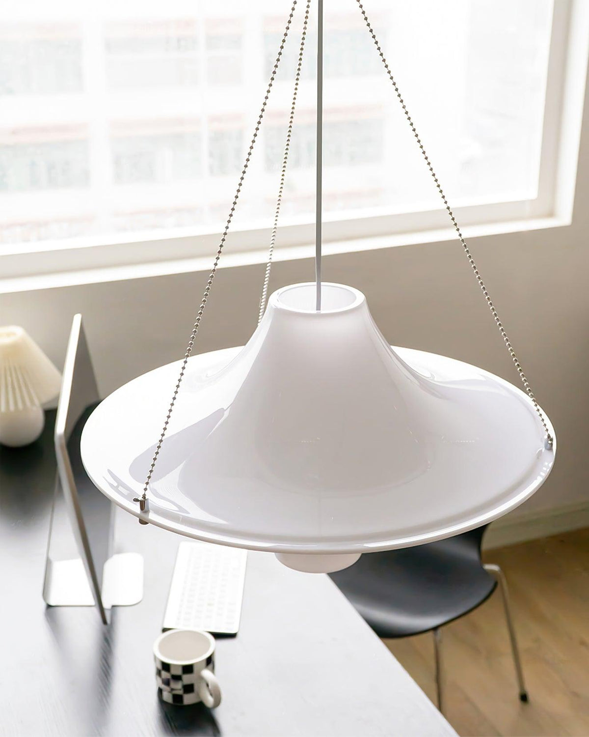 Dali hanglamp acryl UFO-vorm voor moderne woonkamer
