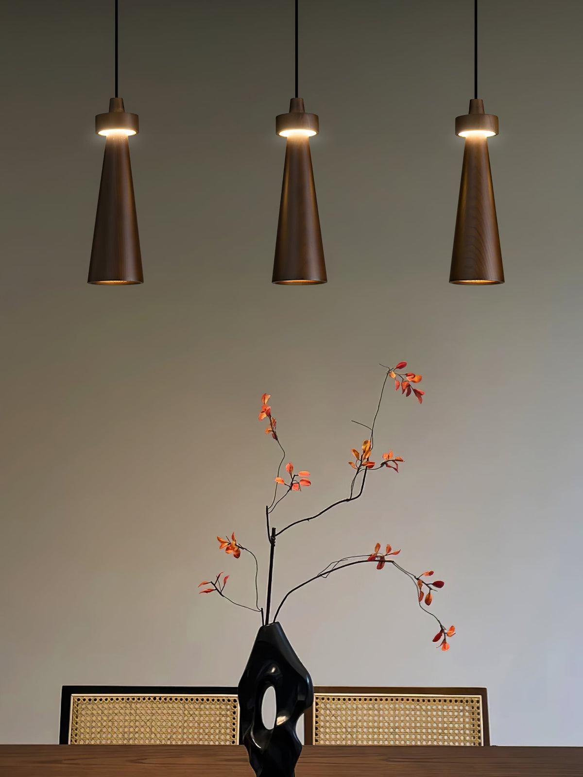 Tesno Minimalistische hanglamp van walnoothout