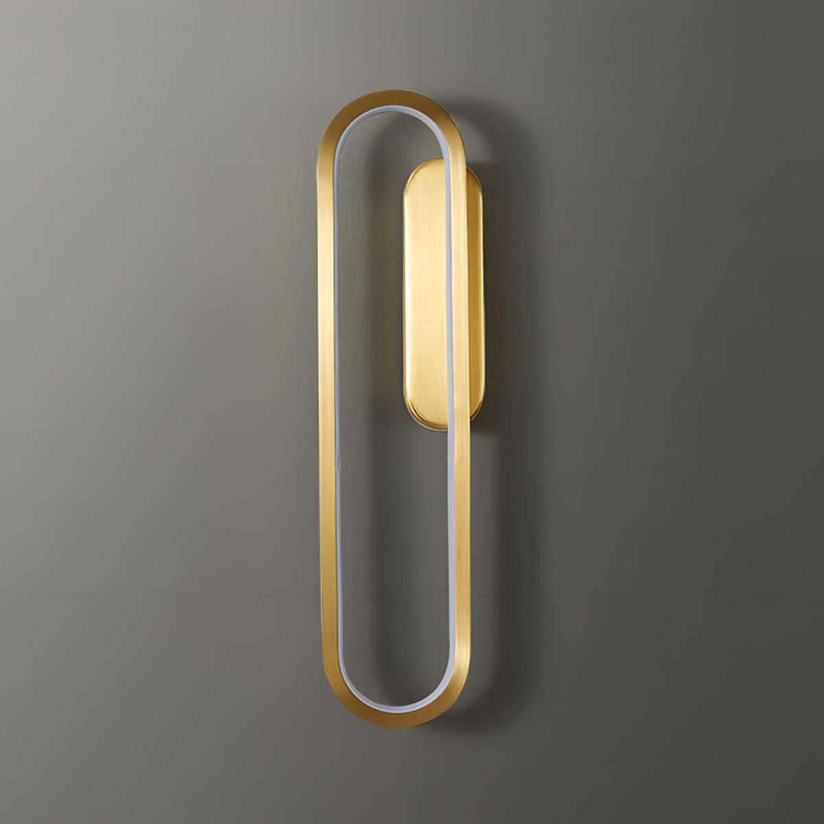 Dhu klassieke Lange Ova wandlamp van messing