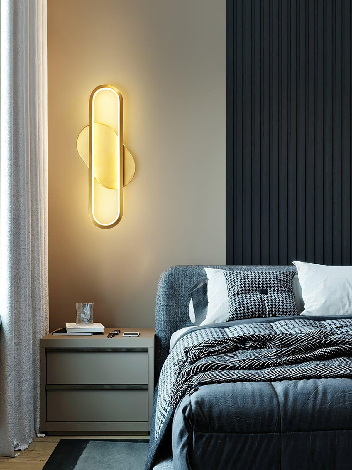 Dhu klassieke Lange Ova wandlamp van messing