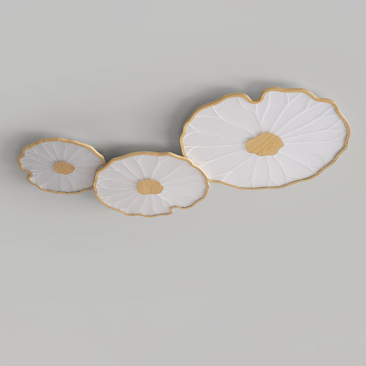 Rinorian plafondlamp Lotus Leaf met walnoot afwerking