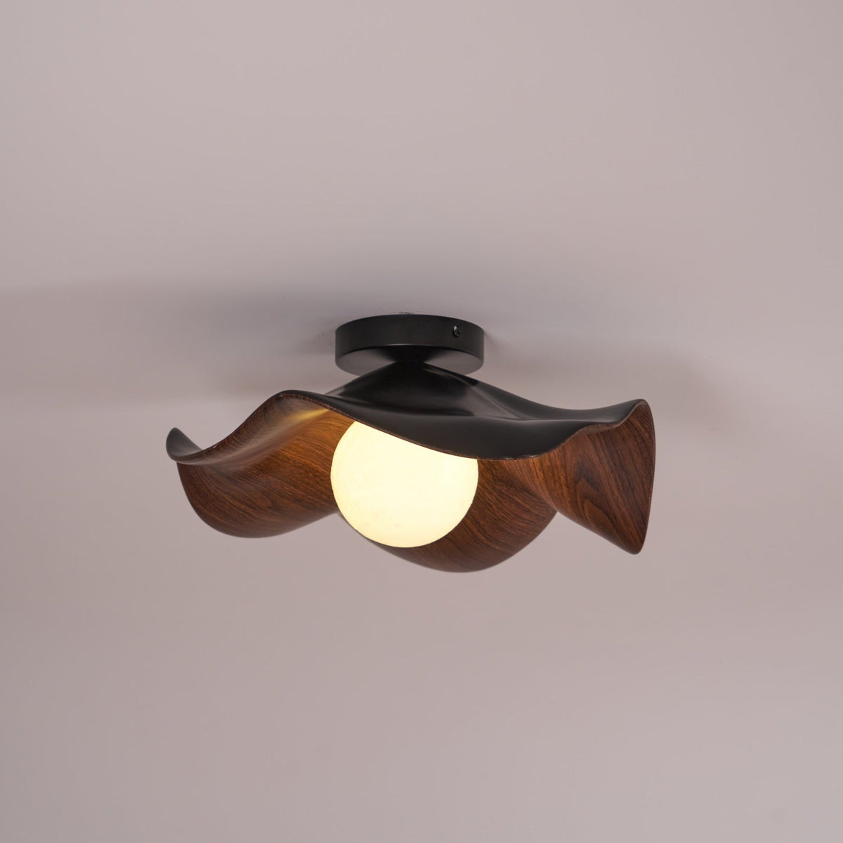 Belenor plafondlamp Lotus Leaf met witte afwerking en hout