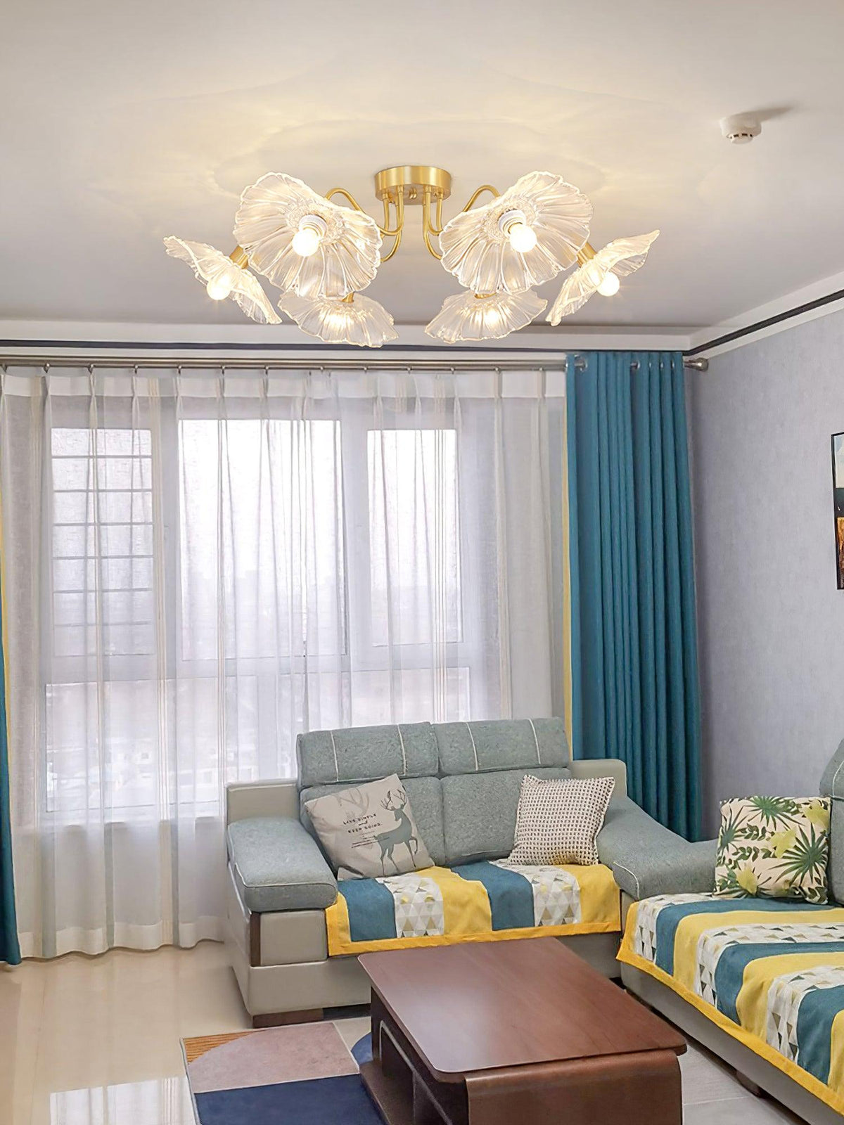 Lioruina messing plafondlamp van glas met bladglas en goudkleurige afwerking