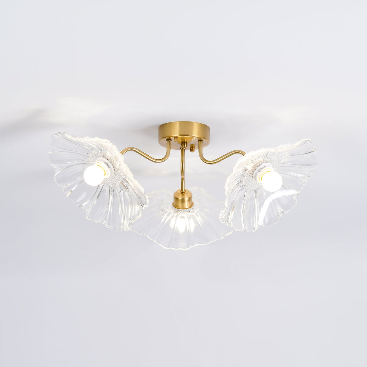 Lioruina messing plafondlamp van glas met bladglas en goudkleurige afwerking