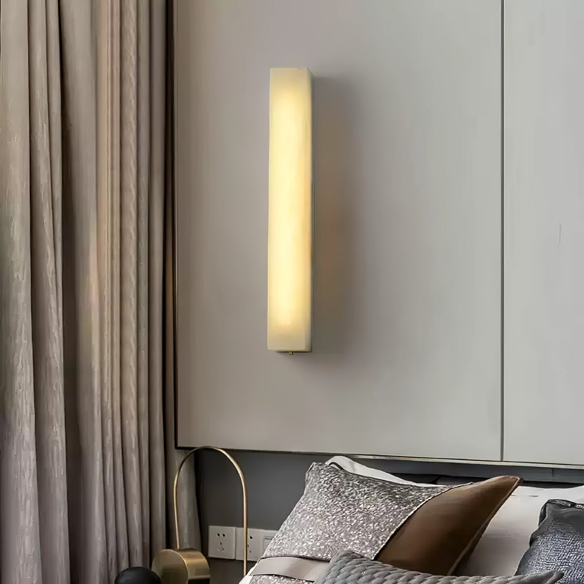 Alborella cilindrische wandlamp van albast