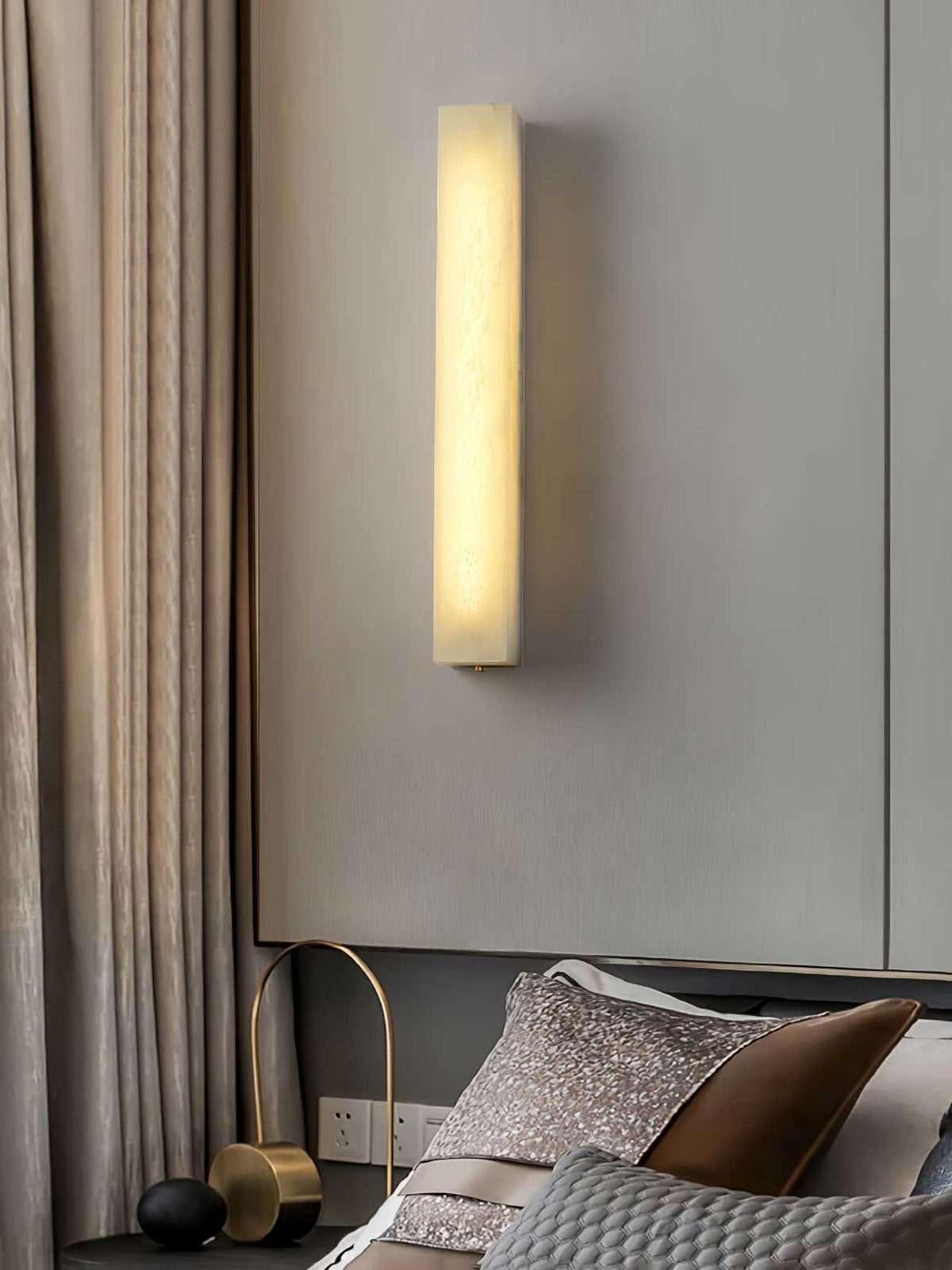 Alborella cilindrische wandlamp van albast