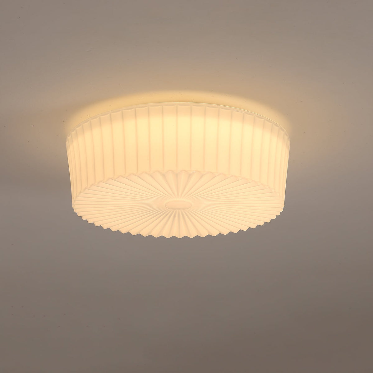 Celeena stralende glazen plafondlamp in trommelvorm