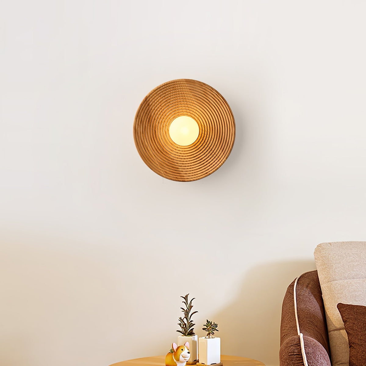 Aldenise Noordse kunst Contour wandlamp van walnoothout