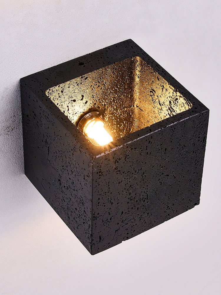 Teriarira Void Cube wandlamp