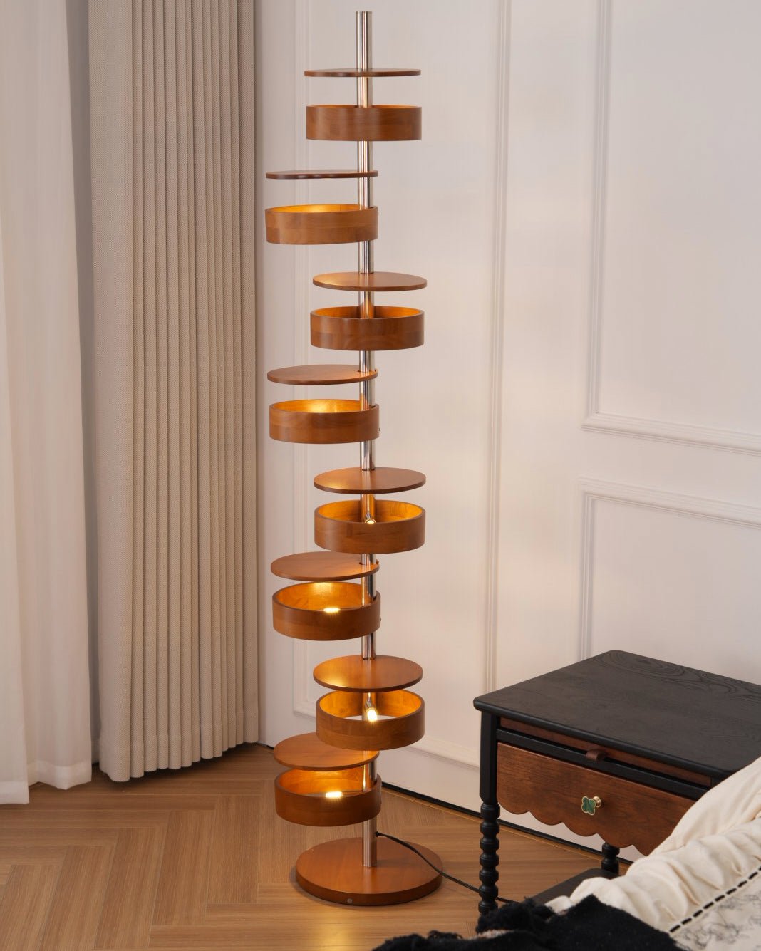 Lynix houten vloerlamp