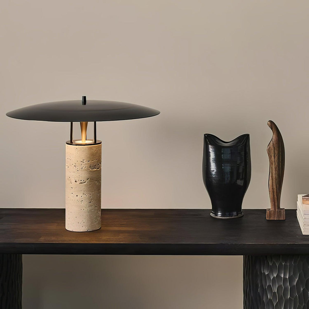 Eara Disc-Pillar travertin tafellamp