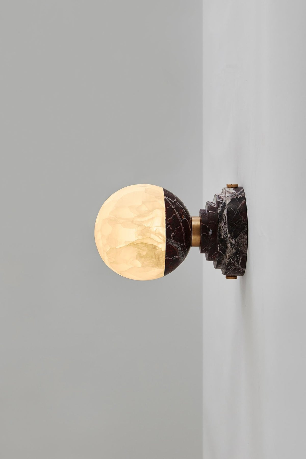 Terienella wandlamp