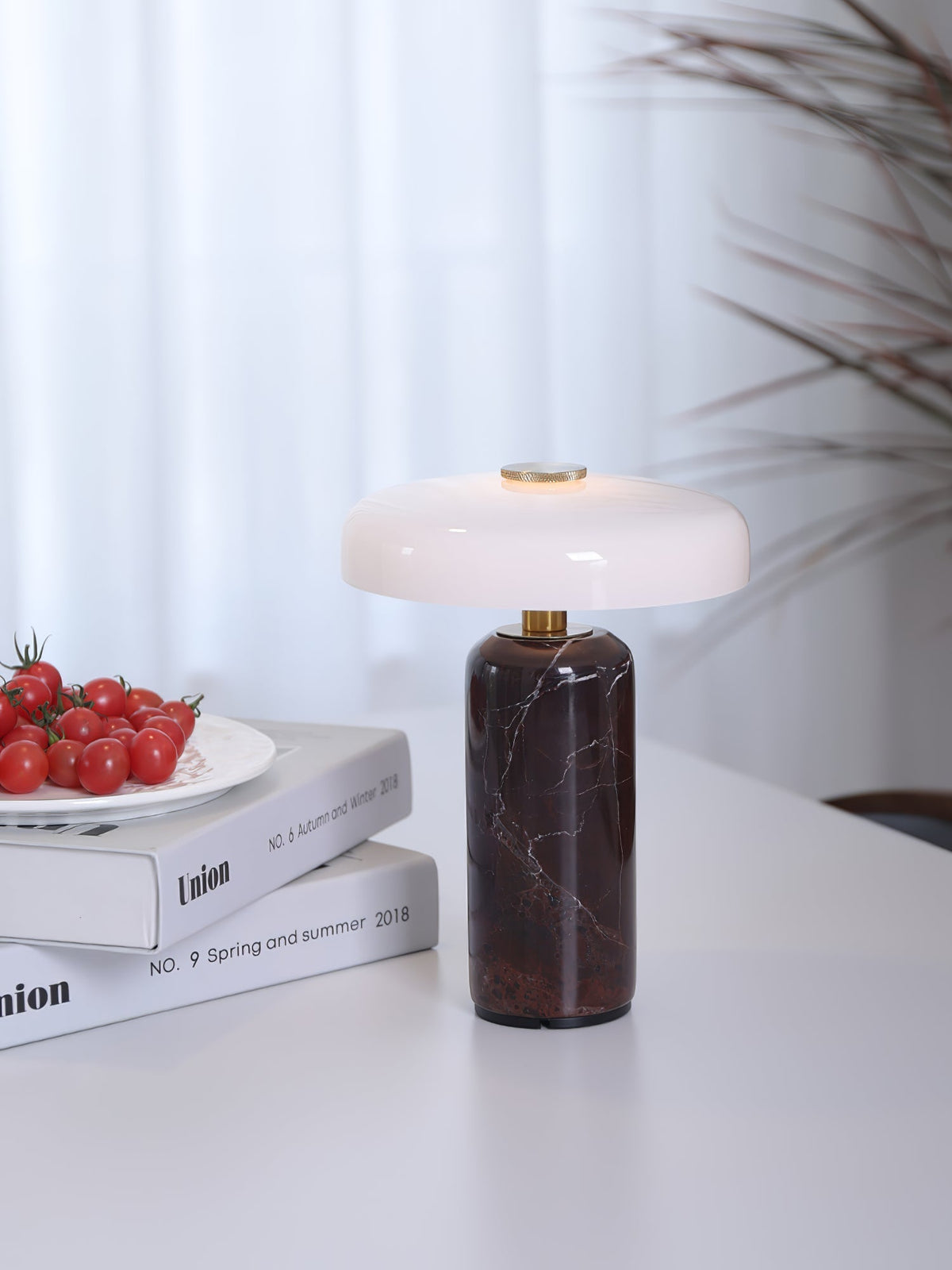 Ryvek moderne tafellamp van marmer